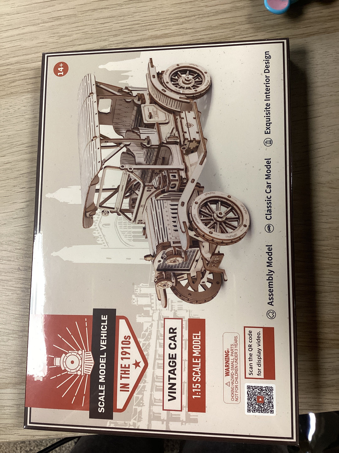 ROKR VINTAGE CAR