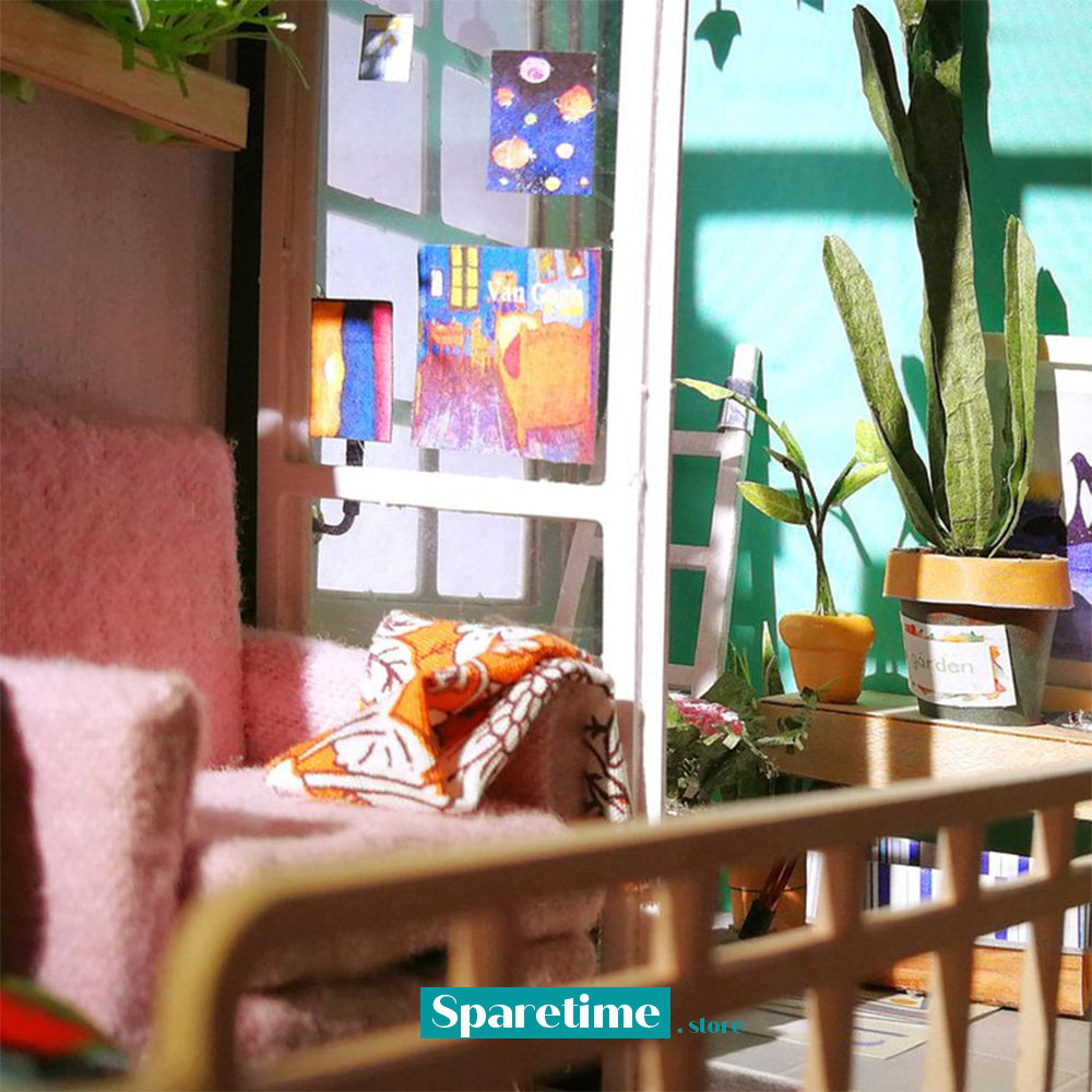 Balcony Daydreaming Miniature Dollhouse Kit DGM05