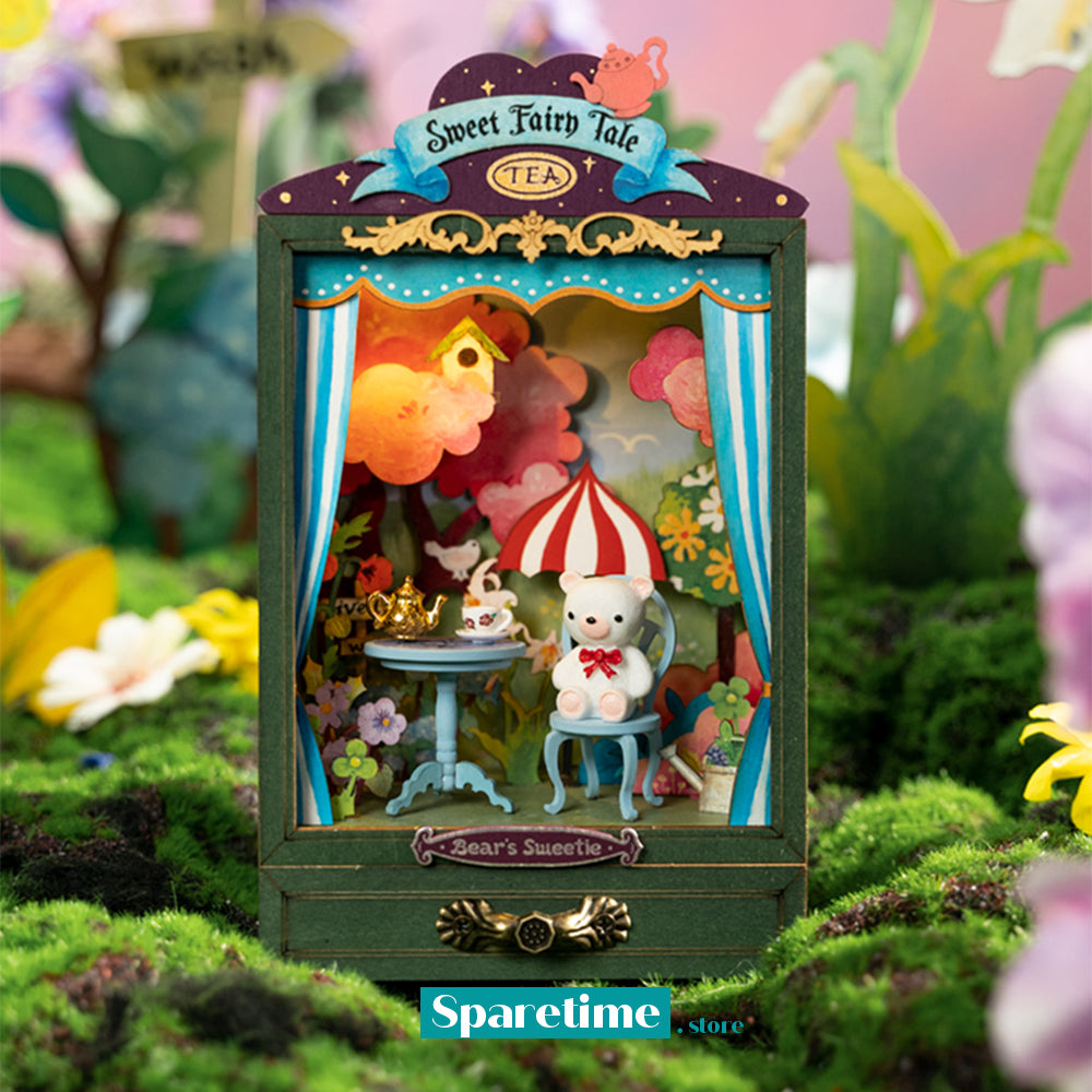 Rolife Bear's Sweetie DIY Dollhouse Box Theater DS024