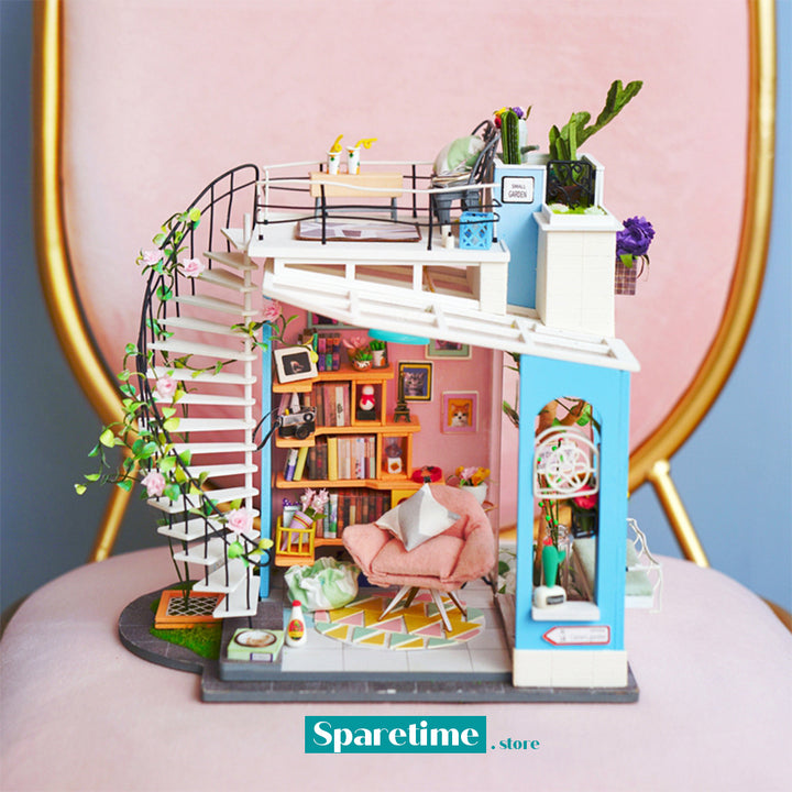 Rolife Dora's Loft DIY Miniature Dollhouse Kit DG12