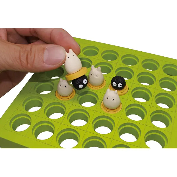 My Neighbor Totoro: Totoro and Kurosuke Reversi Game "My Neighbor Totoro", Ensky Board Game
