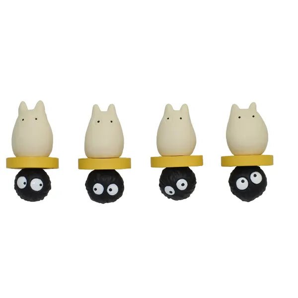 My Neighbor Totoro: Totoro and Kurosuke Reversi Game "My Neighbor Totoro", Ensky Board Game