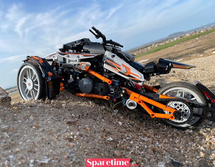 Three Wheel Sports Racing Motorcycle with Motor and Remote Control Building Block Toy Set