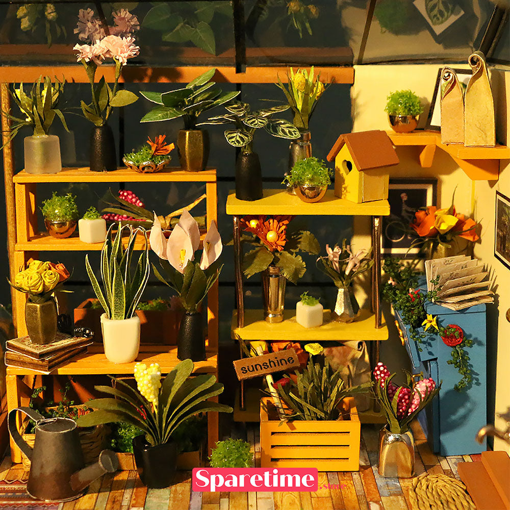 Rolife Cathy's Flower House Miniature Dollhouse kit