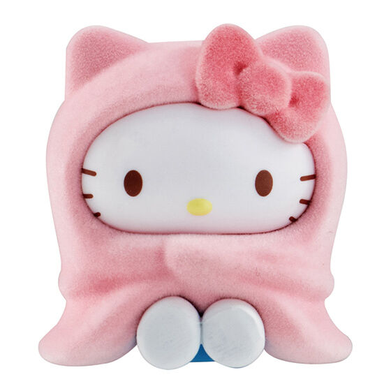 HELLO KITTY AND FRIENDS GET WRAPPED IN A BLANKET