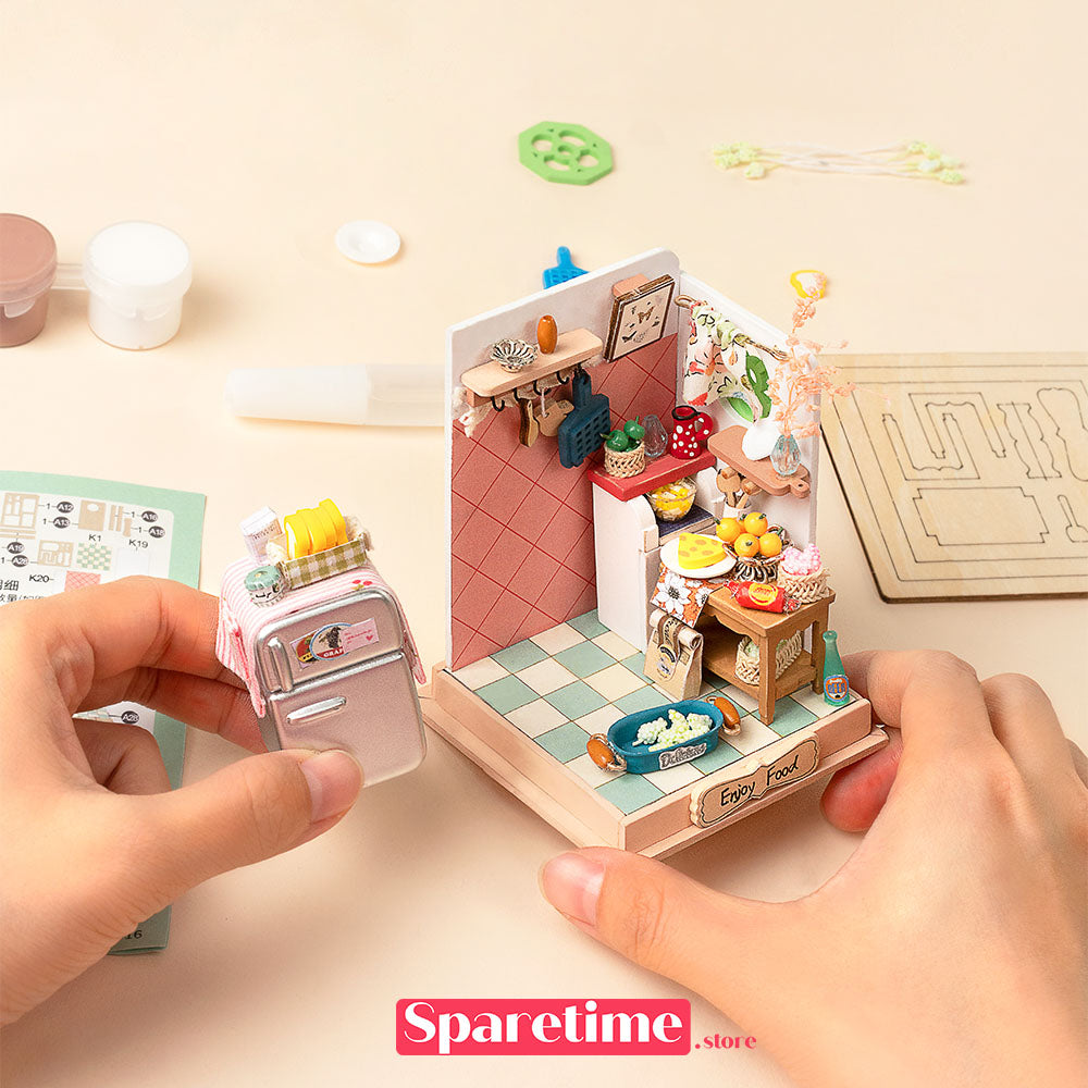 Rolife Taste Life(Kitchen) Miniature Dollhouse kit