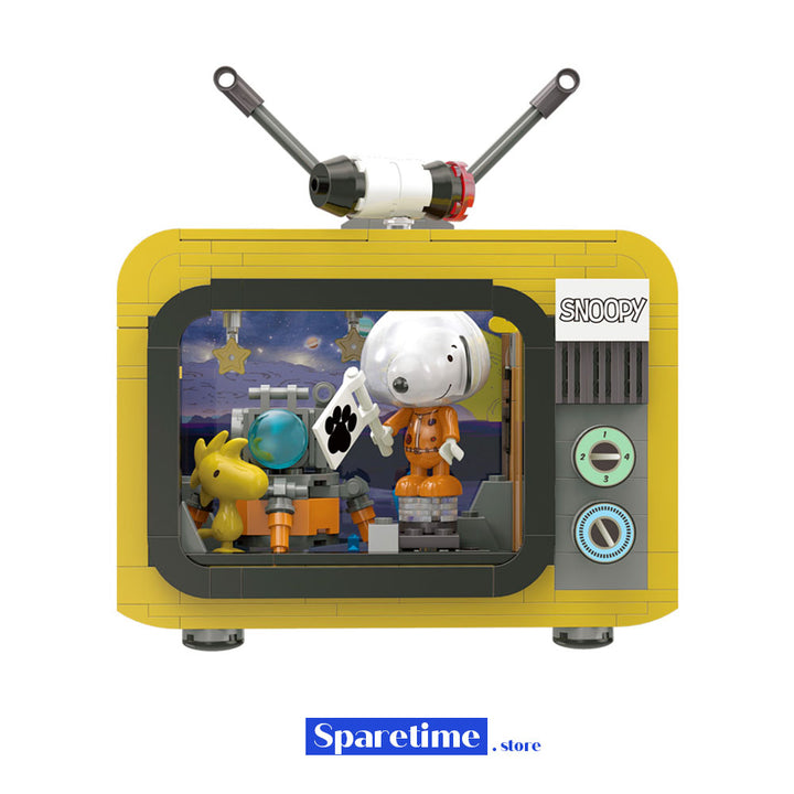 Peanuts Snoopy Space TV
